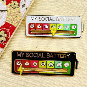 My Social Battery Pin Creative Lapel Slider Pin Fun Enamel Sentiment Pin 7 Days a Week - Teddith - US