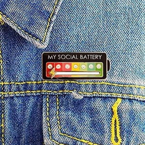 My Social Battery Pin Creative Lapel Slider Pin Fun Enamel Sentiment Pin 7 Days a Week - Teddith - US